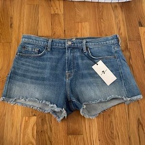 NWT 7 for all mankind denim shorts